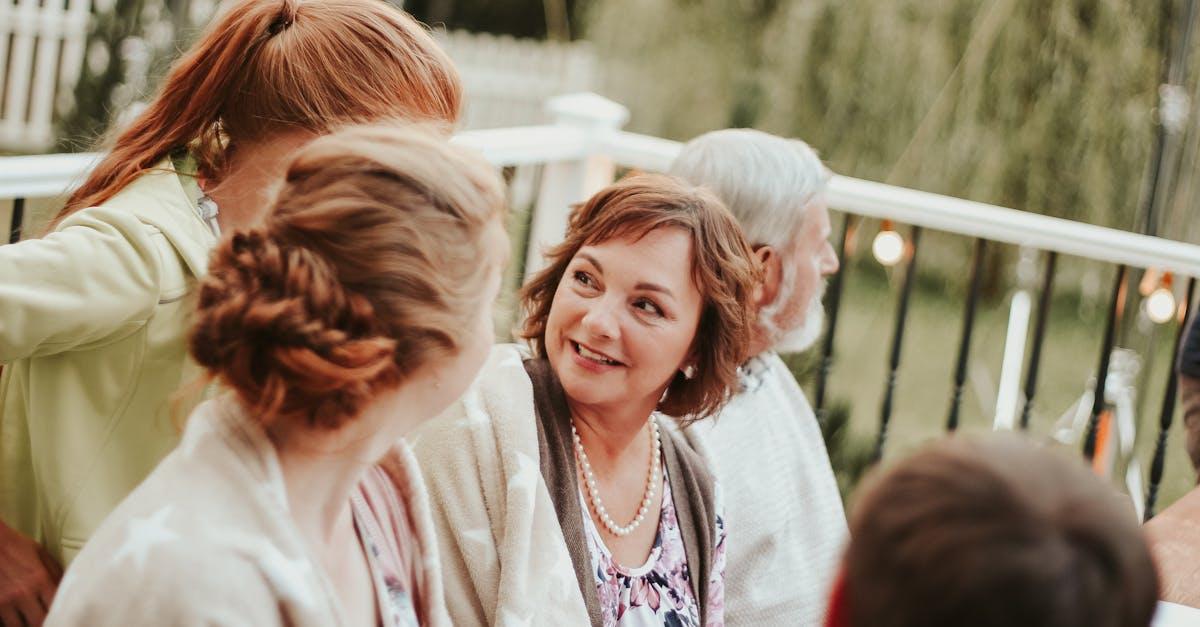 Maid of Honor vs Matron of Honor: Differences Explained (2025 Guide)
